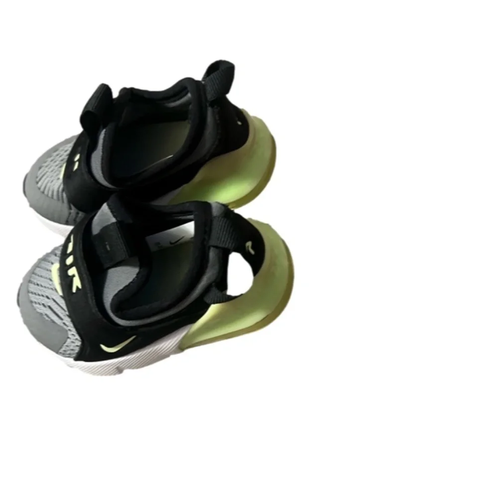 Nike Air Max 270 Sneakers Extreme Toddler Boys Size 5C  Grey/Green‎